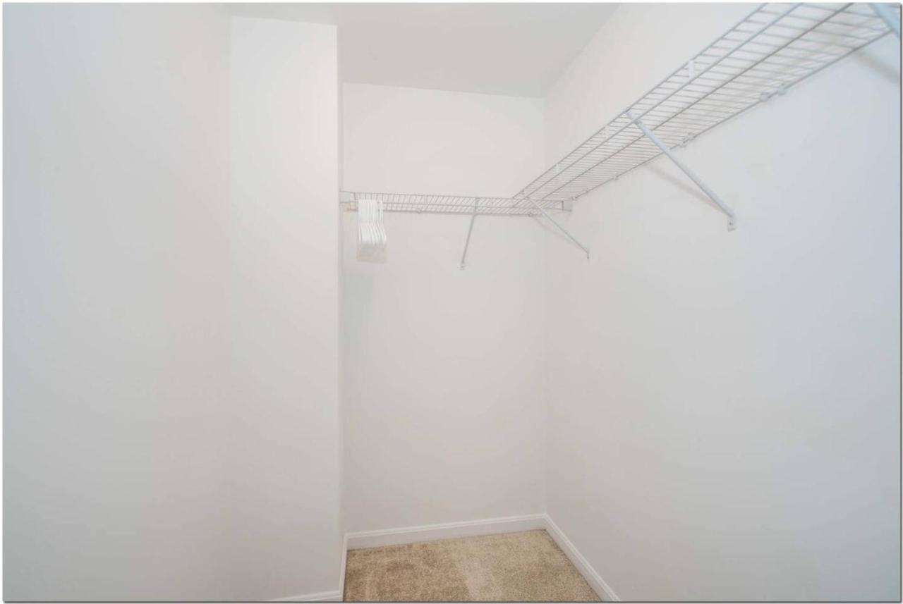 Central & Charming 2 Bedroom In Downtown Cleveland Extérieur photo